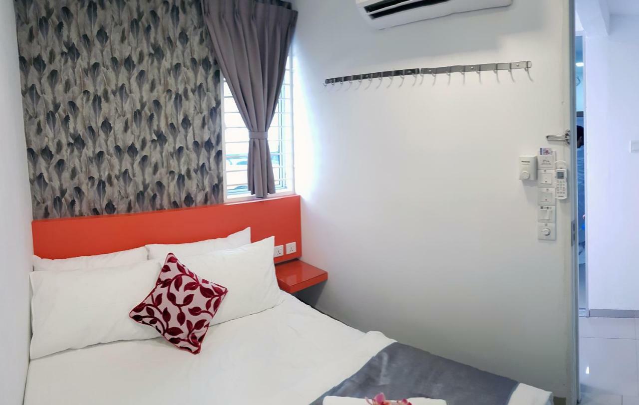 Teruntum 96 Guest House Куантан Экстерьер фото