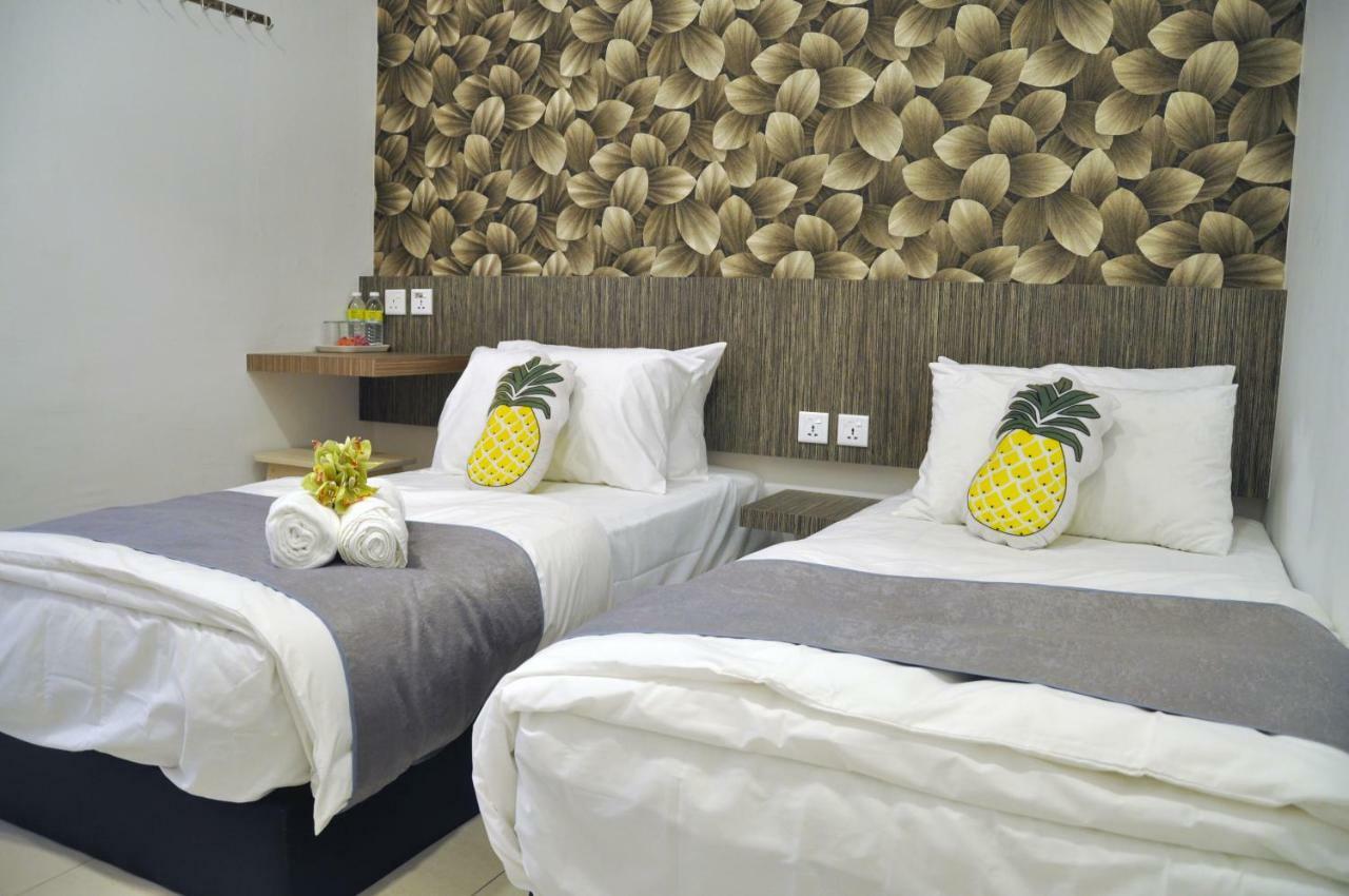 Teruntum 96 Guest House Куантан Экстерьер фото