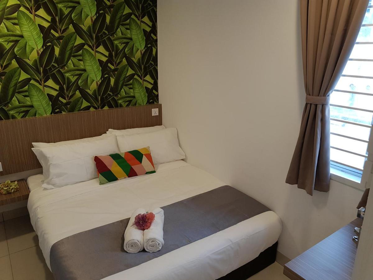 Teruntum 96 Guest House Куантан Экстерьер фото